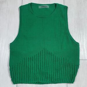 Maniere De Voir Women's Top M Green Sleeveless Cropped Knitted Shirt Ribbed